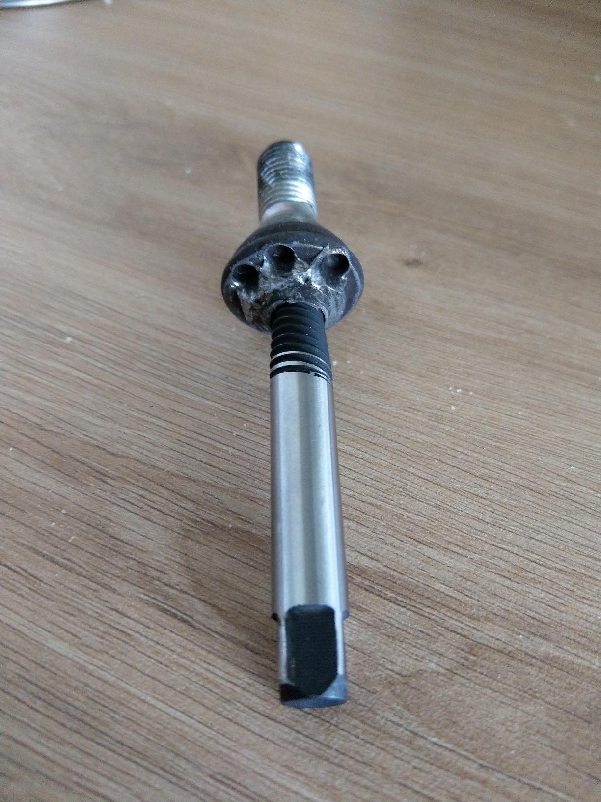 KS Tools 150.1330 Extracteur Goujons M3-M18 6 Pièces