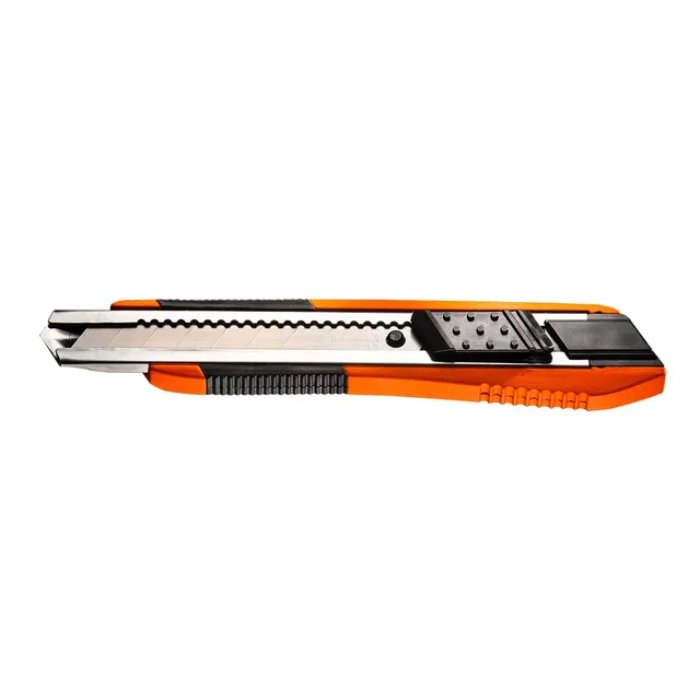 NEO TOOLS cutter 18 mm manche soft grip
