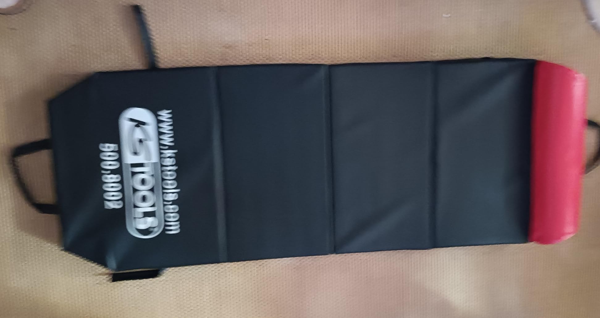 KS Tools 500.8002 tapis mécanicien à poignée mousse