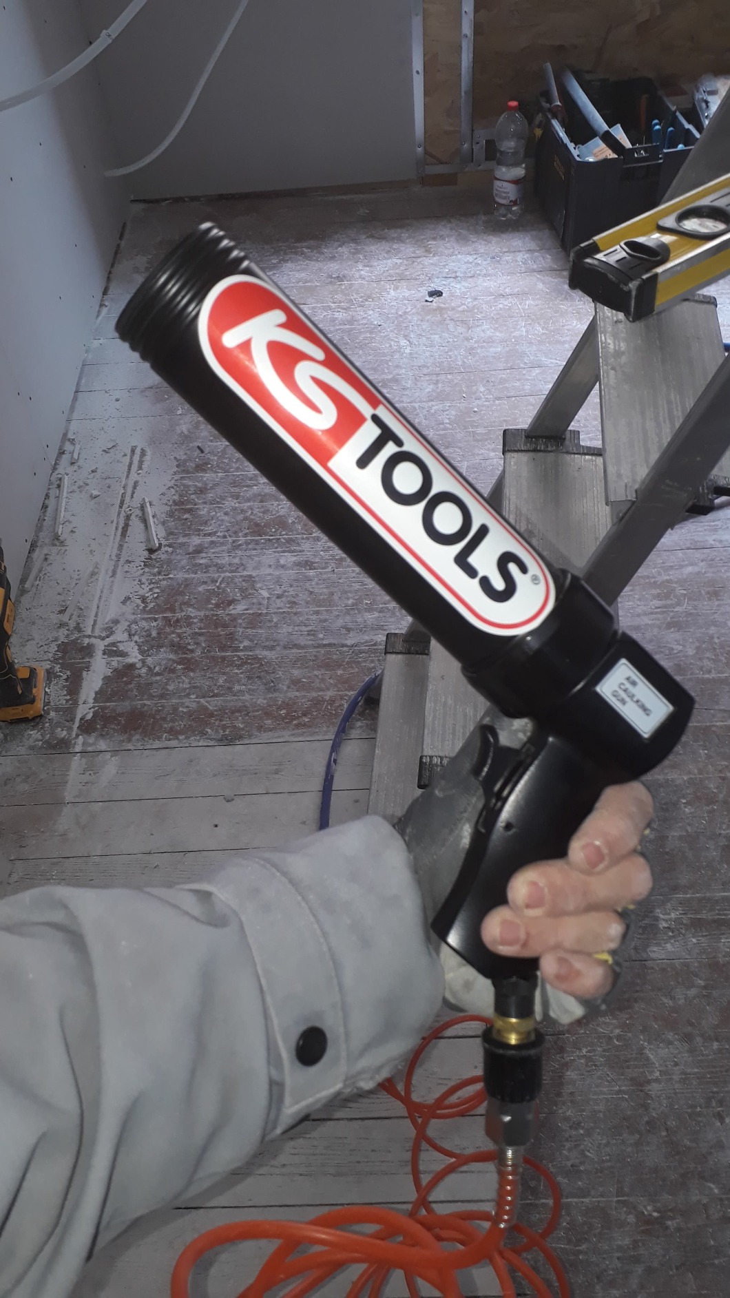 KS Tools 515.3910 pistolet silicone pneumatique 310 ml