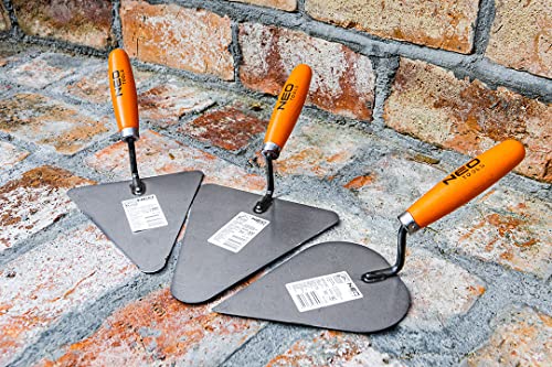 NEO TOOLS truelle coeur 200 mm manche bois col droit