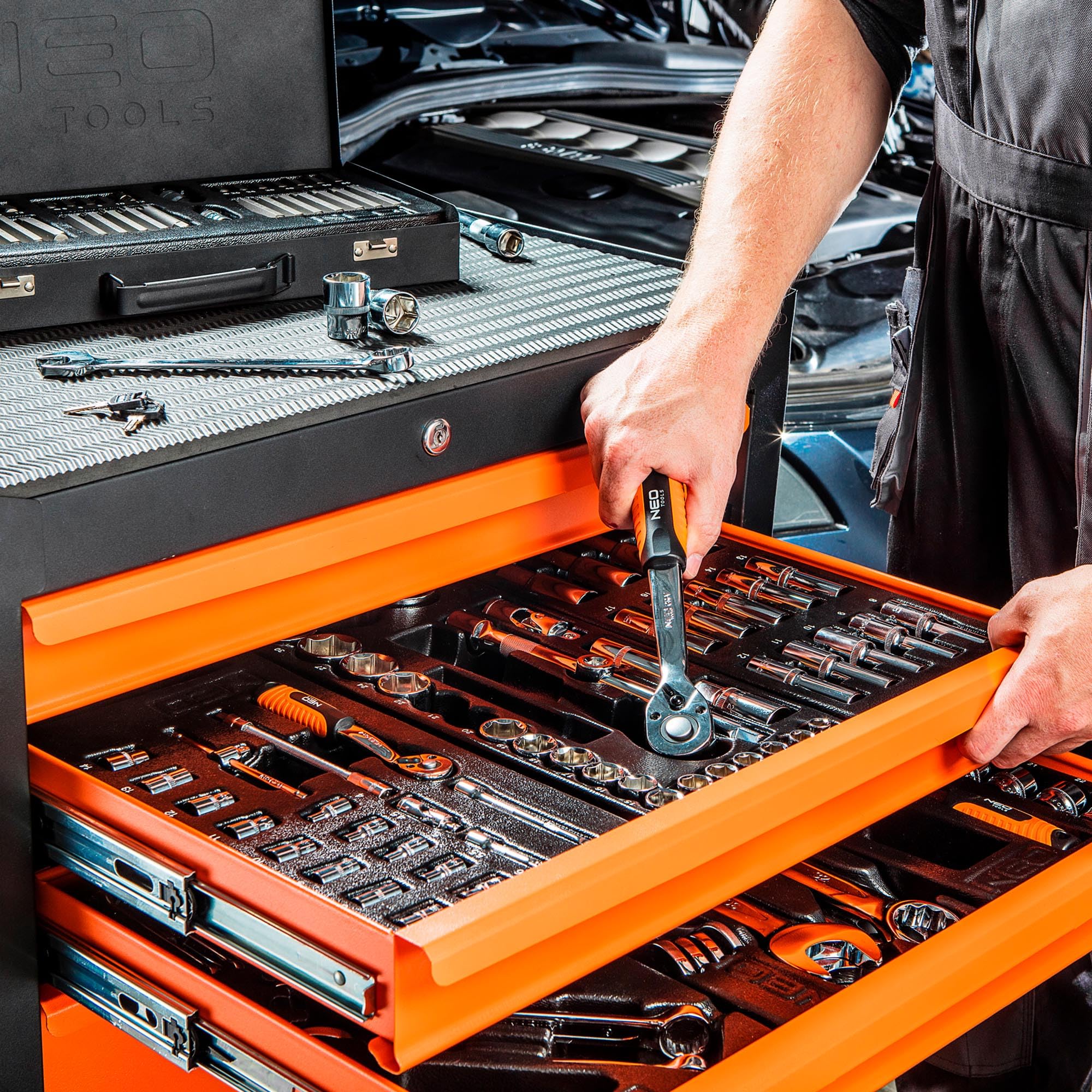 NEO TOOLS 84-221 armoire à outils 6 tiroirs orange 280 kg