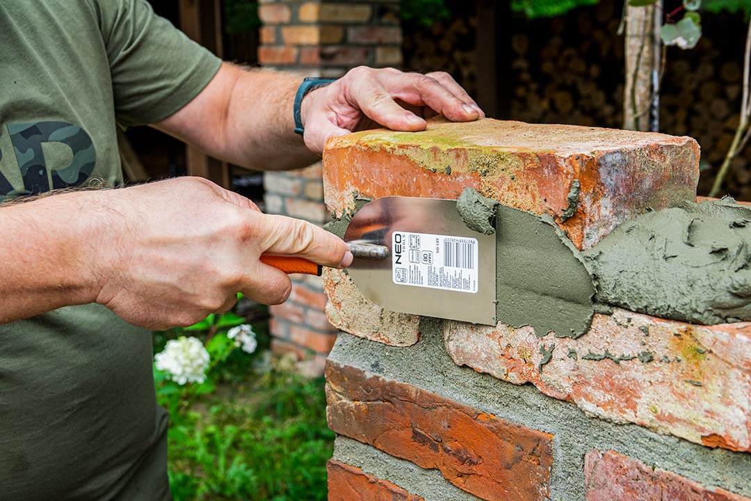 NEO TOOLS truelle fer à cheval inox 60 mm bi-matière